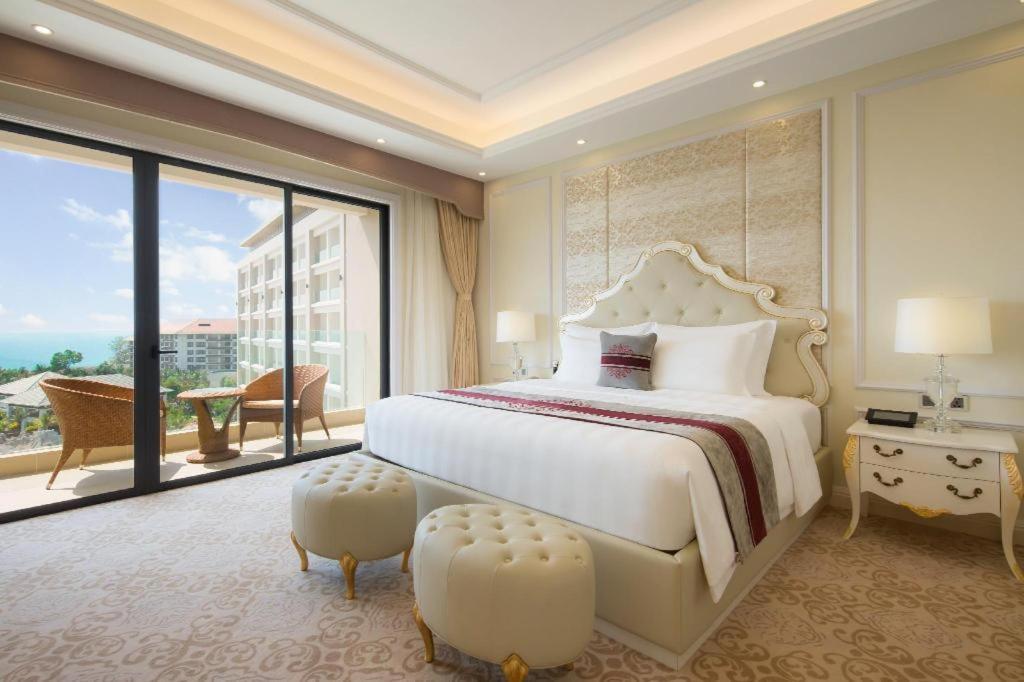 VINOASIS Phú Quốc Hotel Biên Hòa Exterior foto